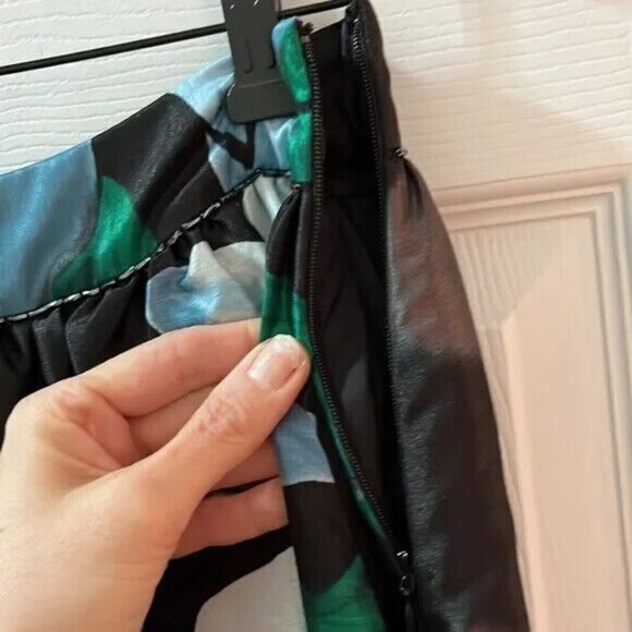 Lord & Taylor 424 FIFTH Long Floral Printed Skirt Size 8 - Picture 6 of 7